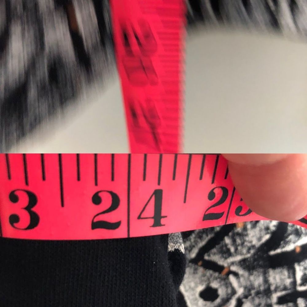 Vintage 1990s EZL Women's Black Painted Mayan Aztec Style Top and Pants Set - Picture 11 of 12